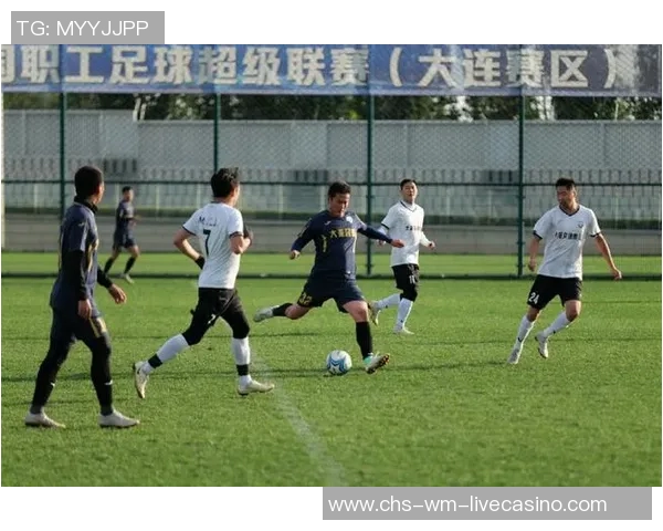 大连龙卷风足球俱乐部奋勇拼搏再创辉煌展现足球魅力与团队精神 大连龙卷风足球俱乐部奋勇拼搏再创辉煌展现足球魅力与团队精神